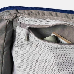 Best reviews of 🛒 YETI Crossroads® 60L Duffel 👏 -Cheap Stonelain Store 200642 Details Studio YETI 1H21 Bags 60L Duffel Navy Detail 00587 Desktop Square 1800x1800 P7