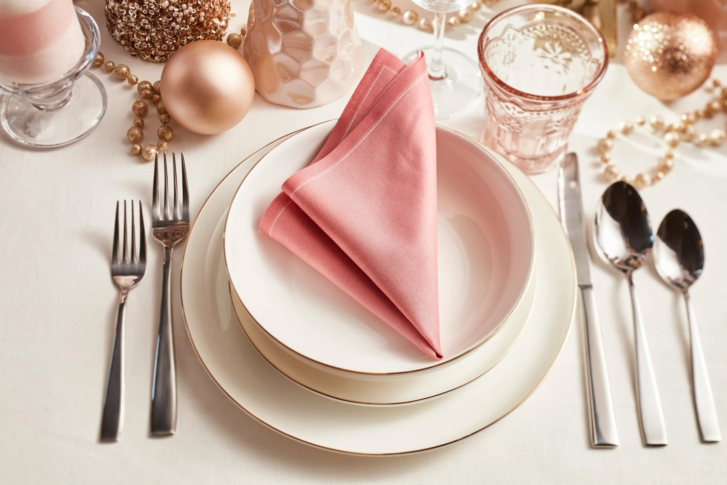 Outlet ๐ Stone Lain Gabrielle Bone China Dinnerware Set - White And Gold โญ 3 Outlet ๐ Stone Lain Gabrielle Bone China Dinnerware Set - White And Gold โญ - Image 3