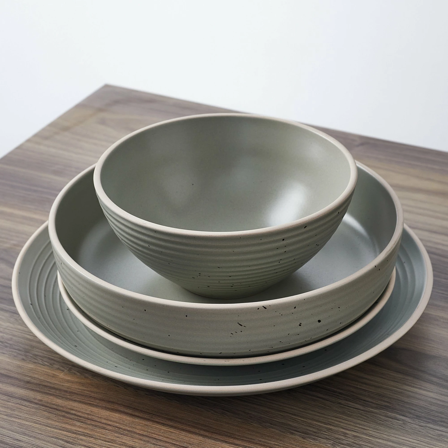 Budget ๐ Stone Lain Lauren Stoneware Dinnerware Set - Green ๐ 6 Budget ๐ Stone Lain Lauren Stoneware Dinnerware Set - Green ๐ - Image 6