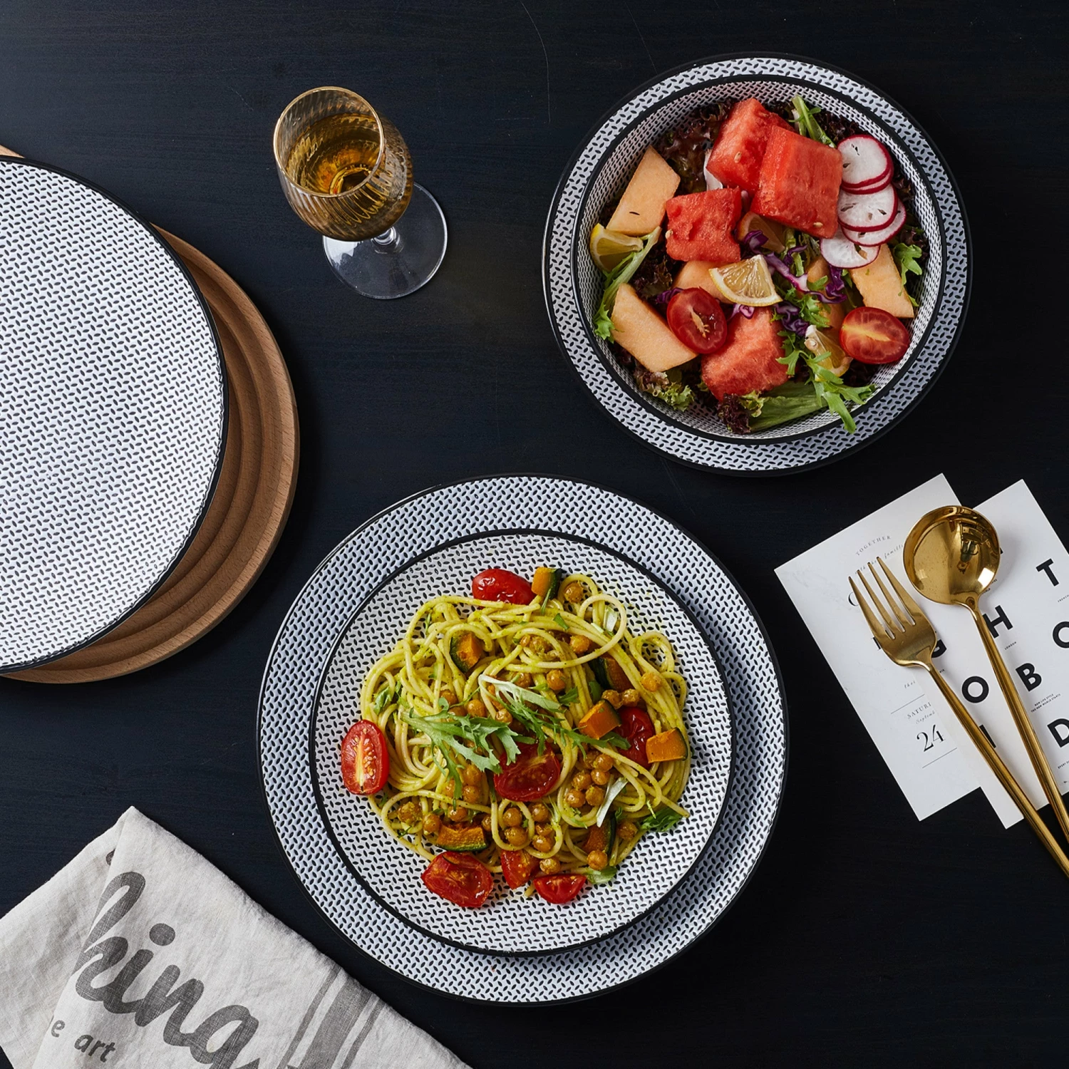 Budget ๐งจ Stone Lain Daisy Stoneware Dinnerware Set - White And Black ๐ 4 Budget ๐งจ Stone Lain Daisy Stoneware Dinnerware Set - White And Black ๐ - Image 4