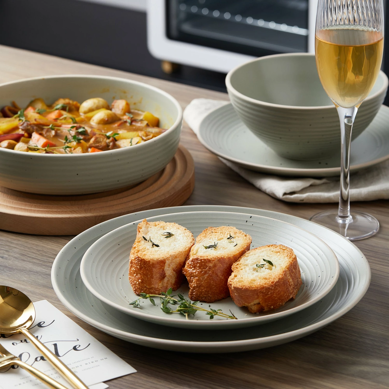 Budget ๐ Stone Lain Lauren Stoneware Dinnerware Set - Green ๐ 3 Budget ๐ Stone Lain Lauren Stoneware Dinnerware Set - Green ๐ - Image 3